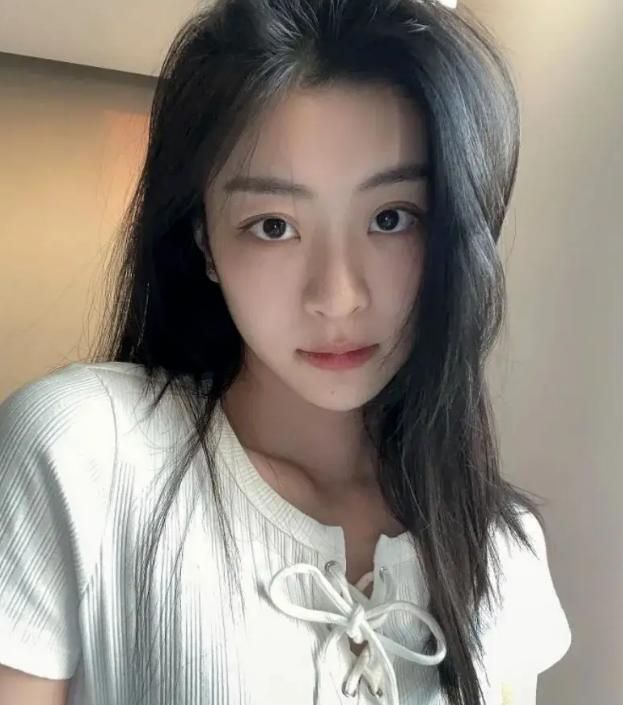 那个在舞台上发光的女孩,为什么选择离开? 情感心理